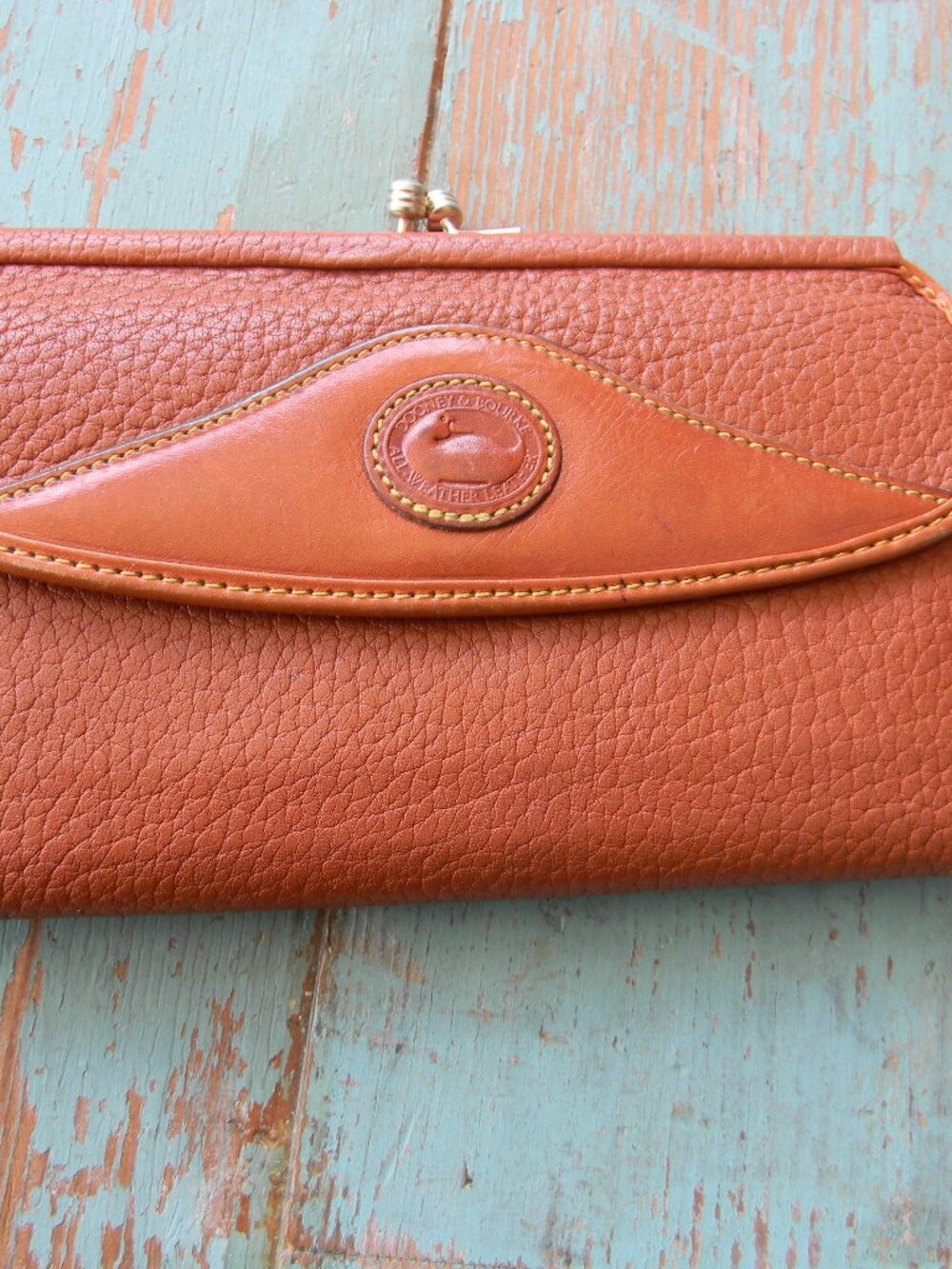 Dooney & Bourke Brown Leather Kisslock Checkbook Credit Card Trifold Wallet -VTG